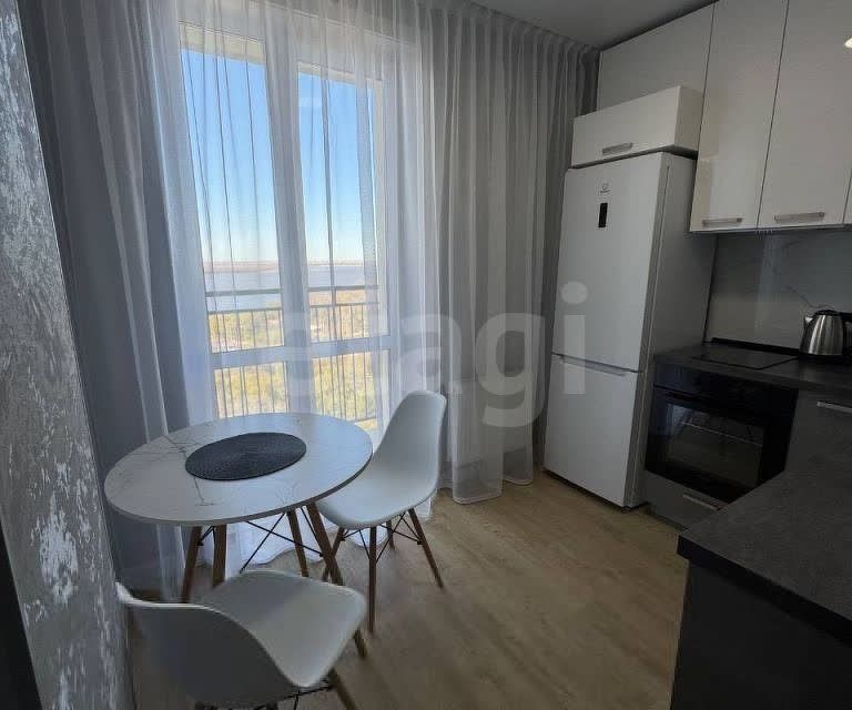 Сдаётся 1-комнатная квартира, 38 м²