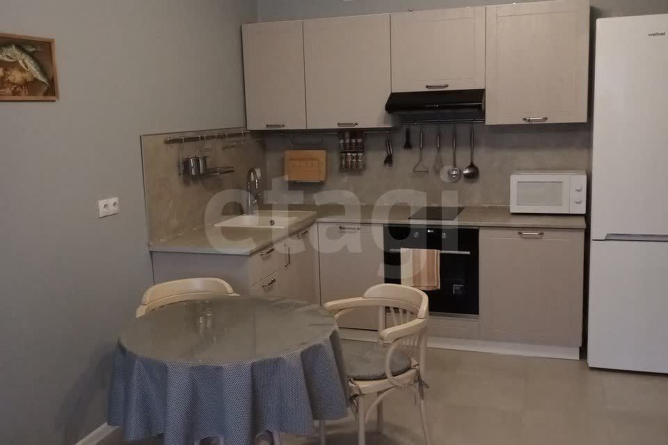 Продаётся 1-комнатная квартира, 38.8 м²