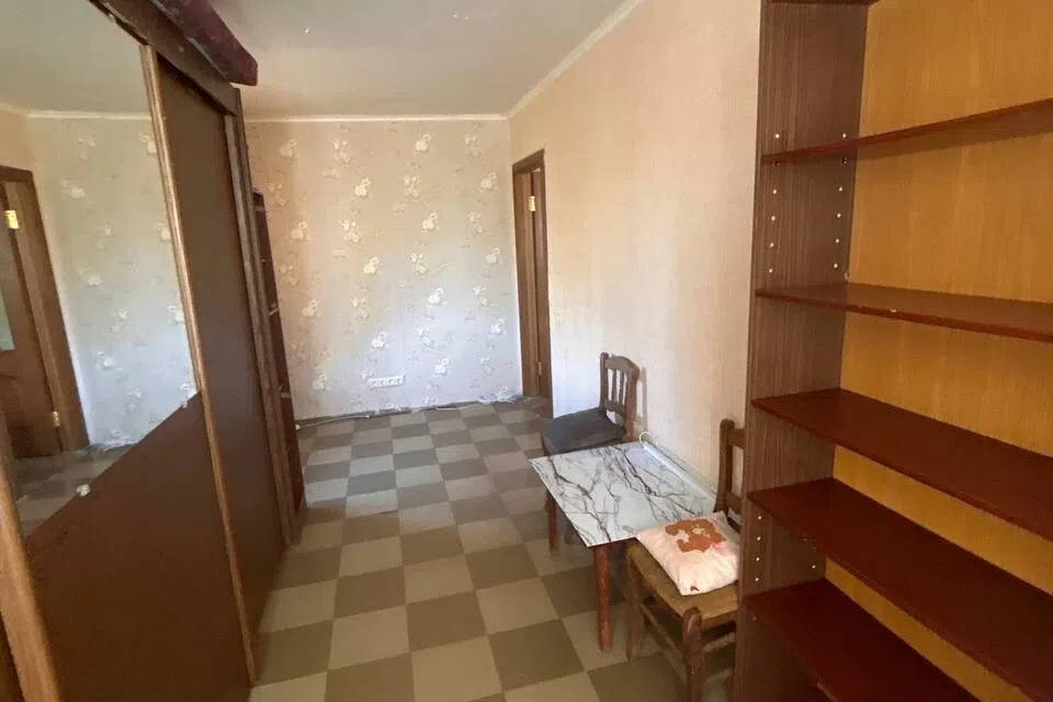Сдаётся 2-комнатная квартира, 465 м²