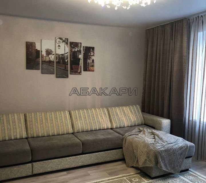 Сдаётся 2-комнатная квартира, 68 м²