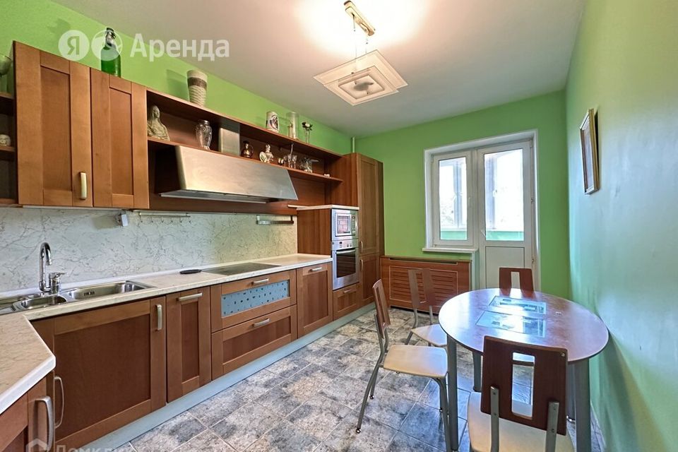 Сдаётся 2-комнатная квартира, 88 м²