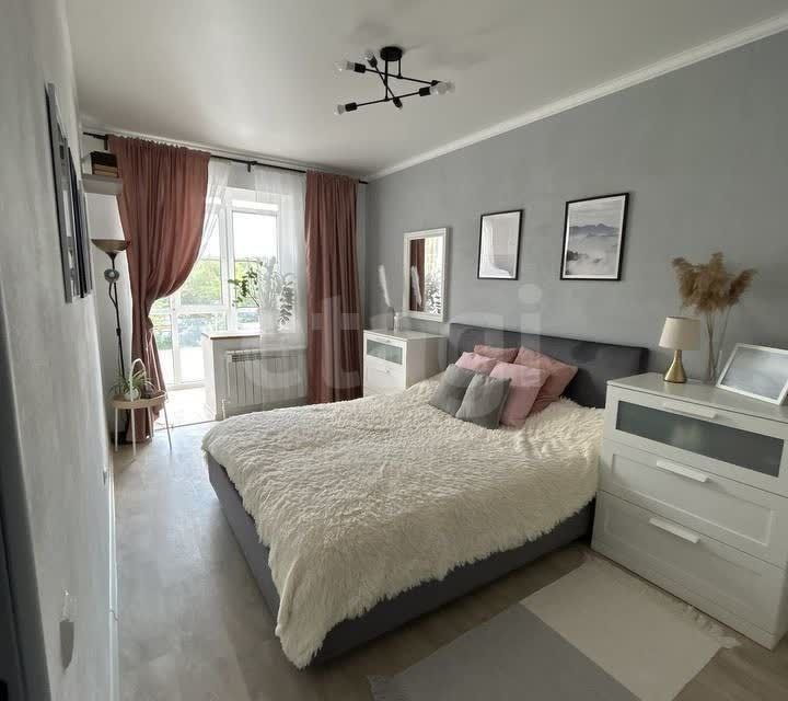 Продаётся 2-комнатная квартира, 57 м²