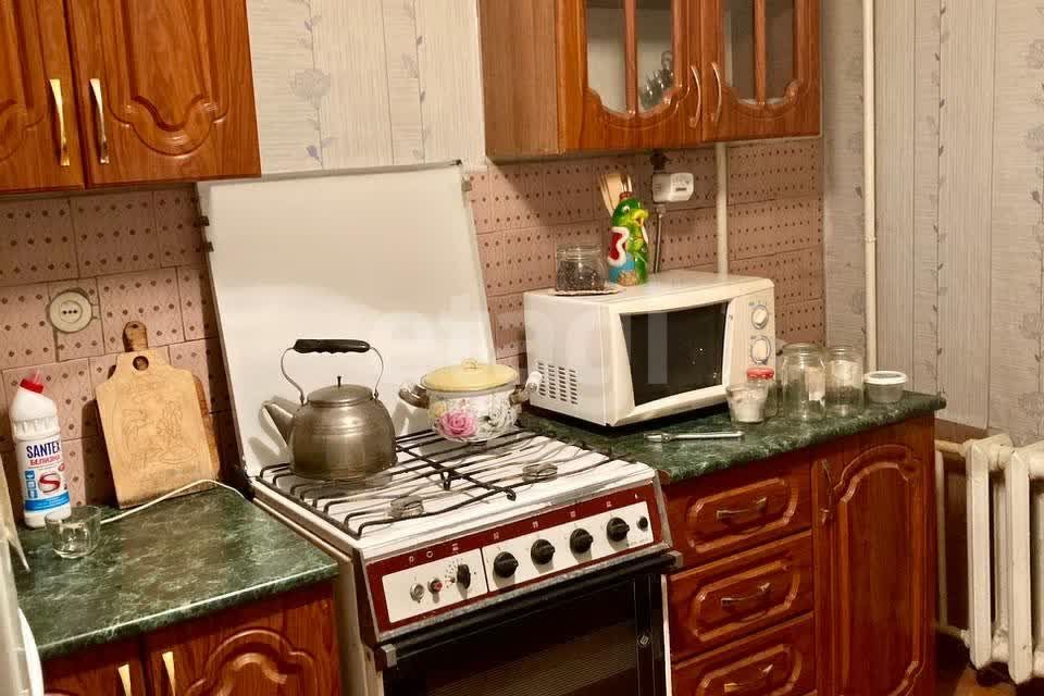 Продаётся 3-комнатная квартира, 58.4 м²