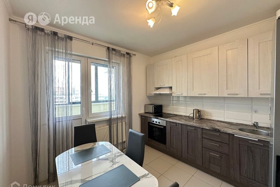 Сдаётся 2-комнатная квартира, 60 м²