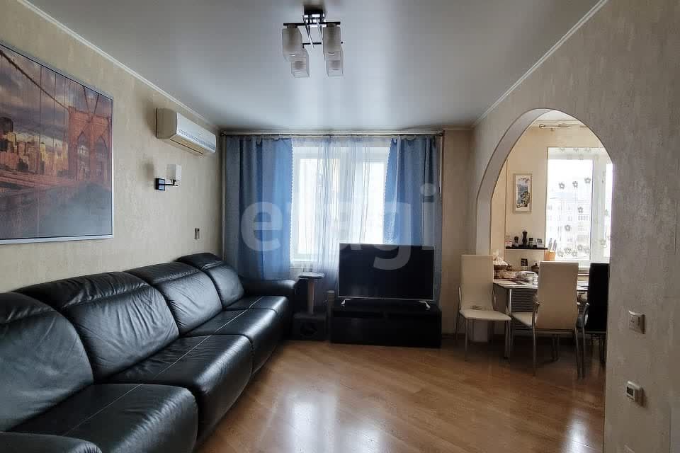 Продаётся 3-комнатная квартира, 72.5 м²