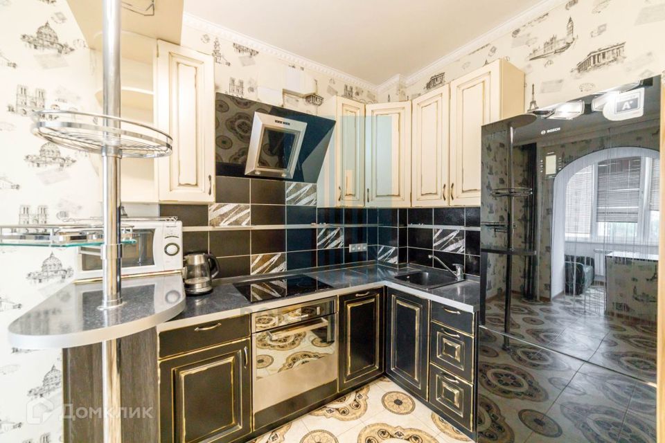 Сдаётся 2-комнатная квартира, 70 м²