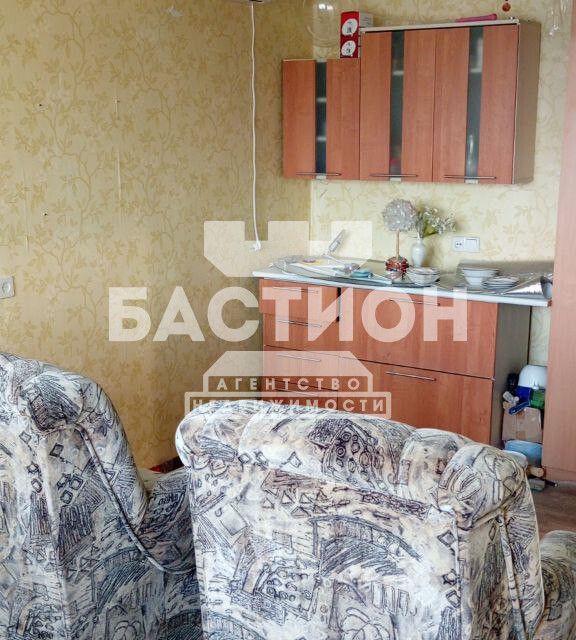 Продаётся комната в 1-комн. квартире, 50 м²