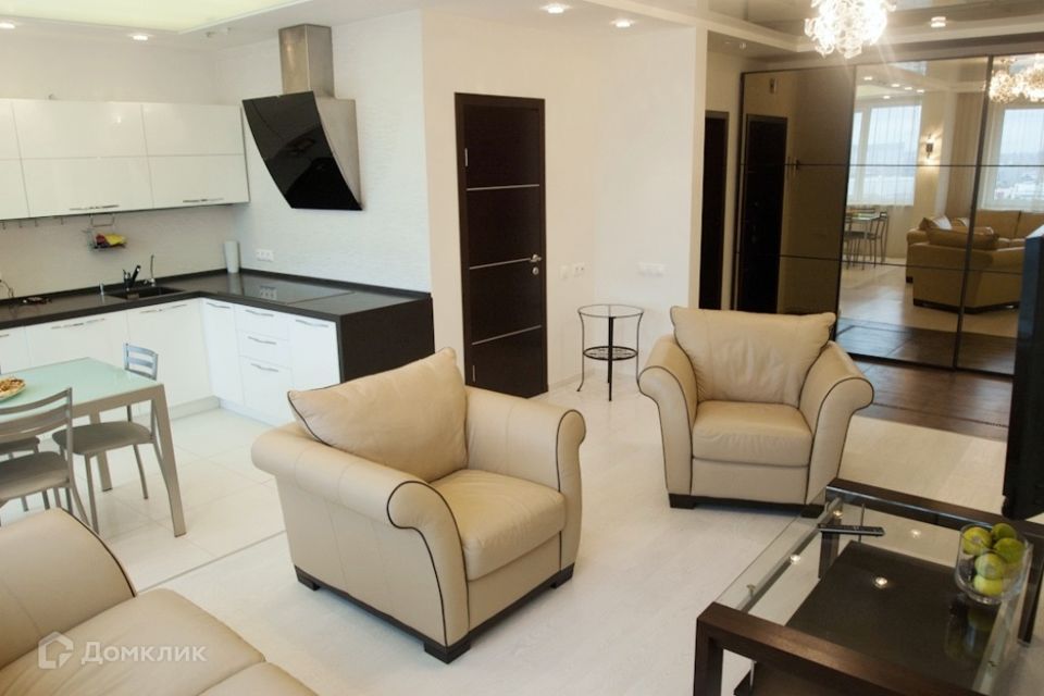 Сдаётся 3-комнатная квартира, 86 м²