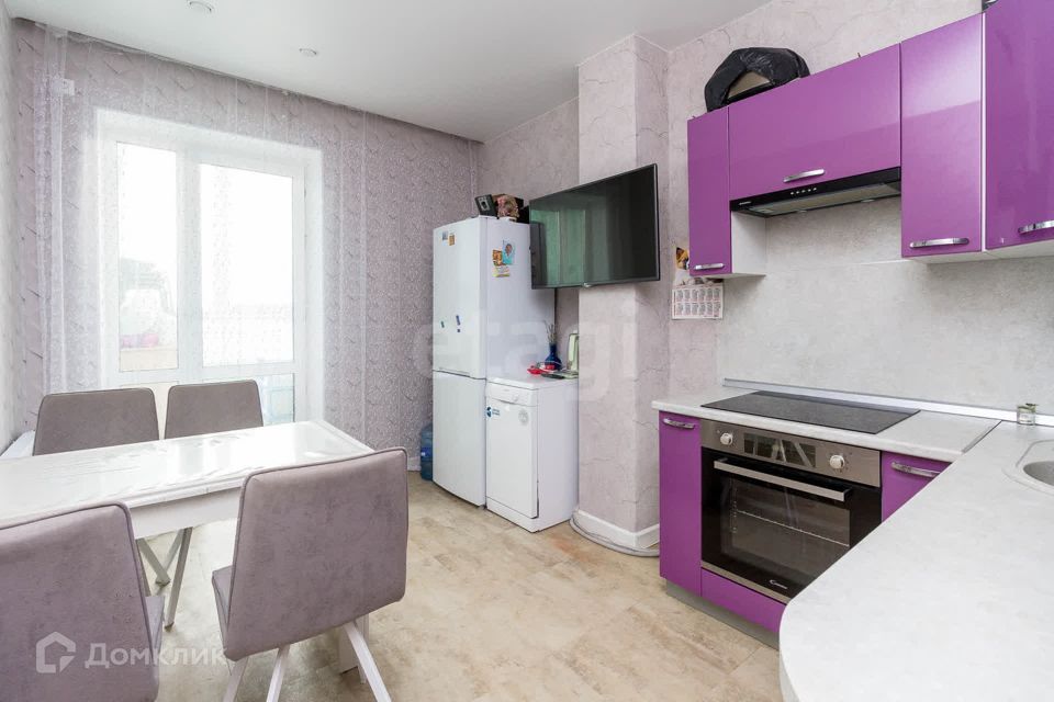 Продаётся 2-комнатная квартира, 64 м²