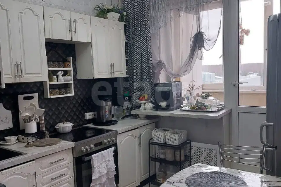 Продаётся 3-комнатная квартира, 62.1 м²