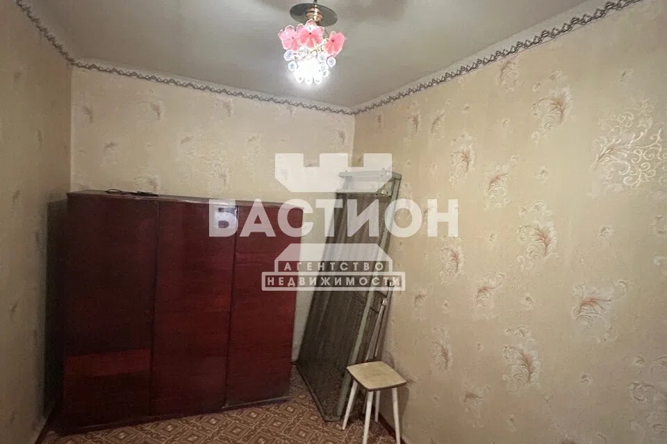 Продаётся 3-комнатная квартира, 52.9 м²