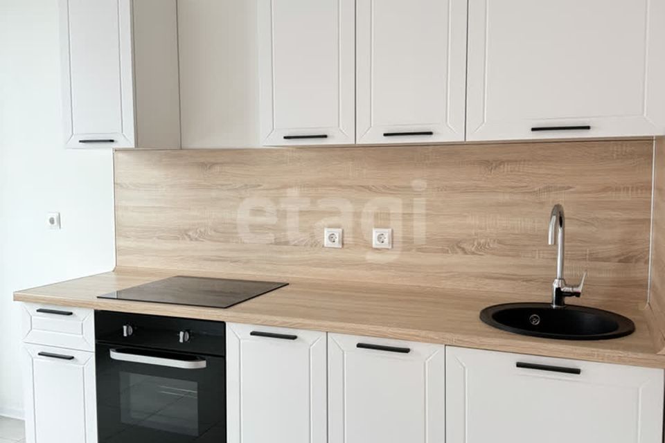 Продаётся 3-комнатная квартира, 70.5 м²