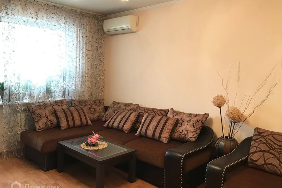 Сдаётся 2-комнатная квартира, 54.9 м²