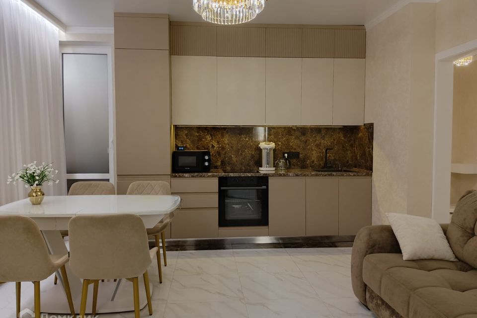 Продаётся 2-комнатная квартира, 56 м²