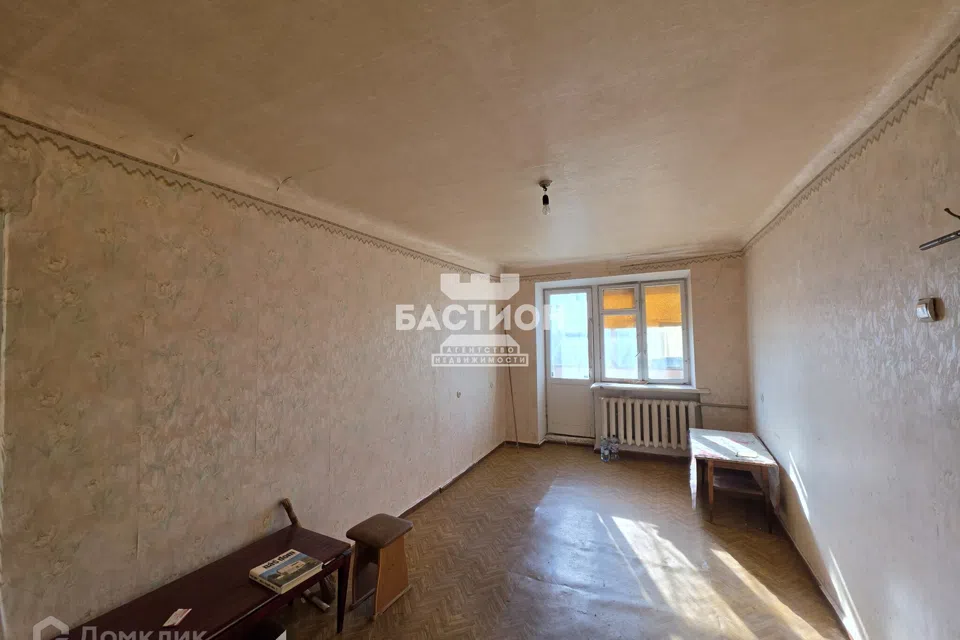 Продаётся 3-комнатная квартира, 55.9 м²