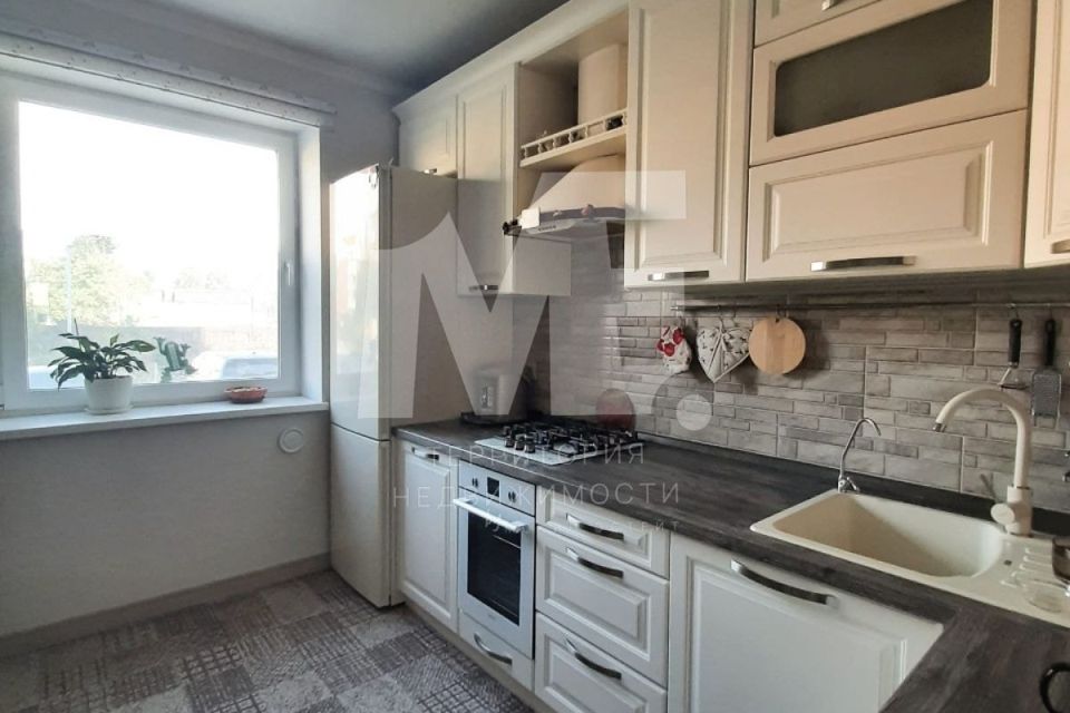Продаётся 2-комнатная квартира, 58.4 м²