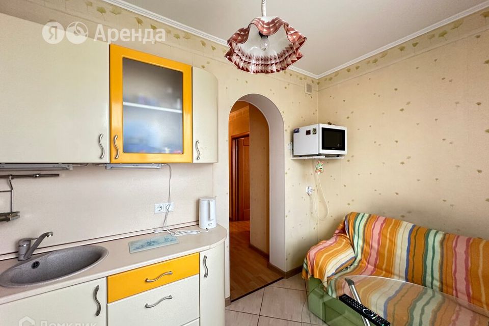 Сдаётся 1-комнатная квартира, 38 м²