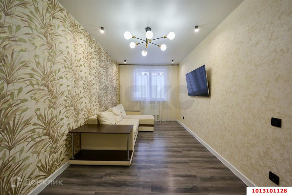 Продаётся 2-комнатная квартира, 52.7 м²