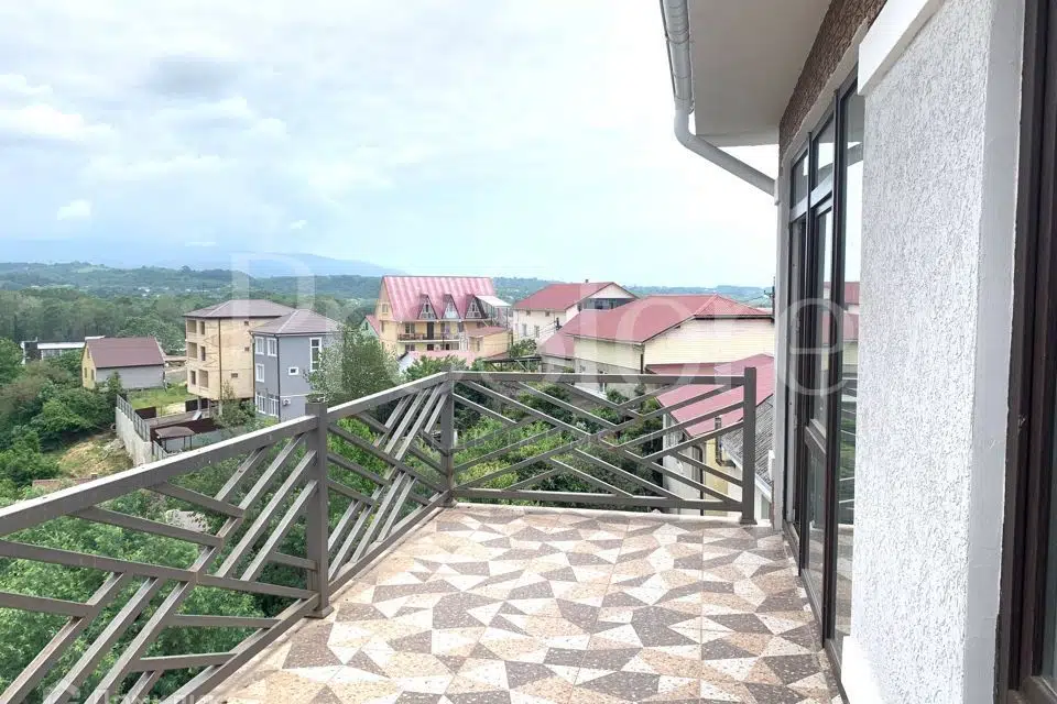 Продаётся 3-этажный дом, 170 м²