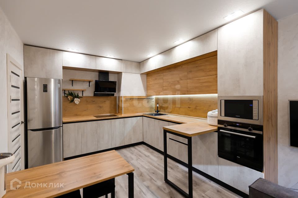 Продаётся 3-комнатная квартира, 70 м²