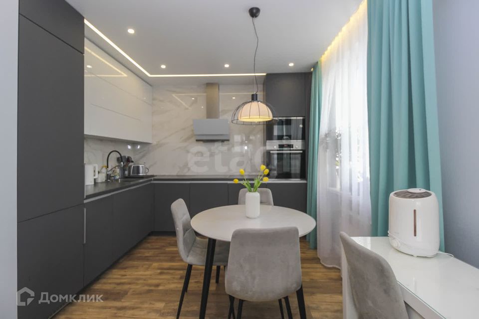 Продаётся 2-комнатная квартира, 53 м²