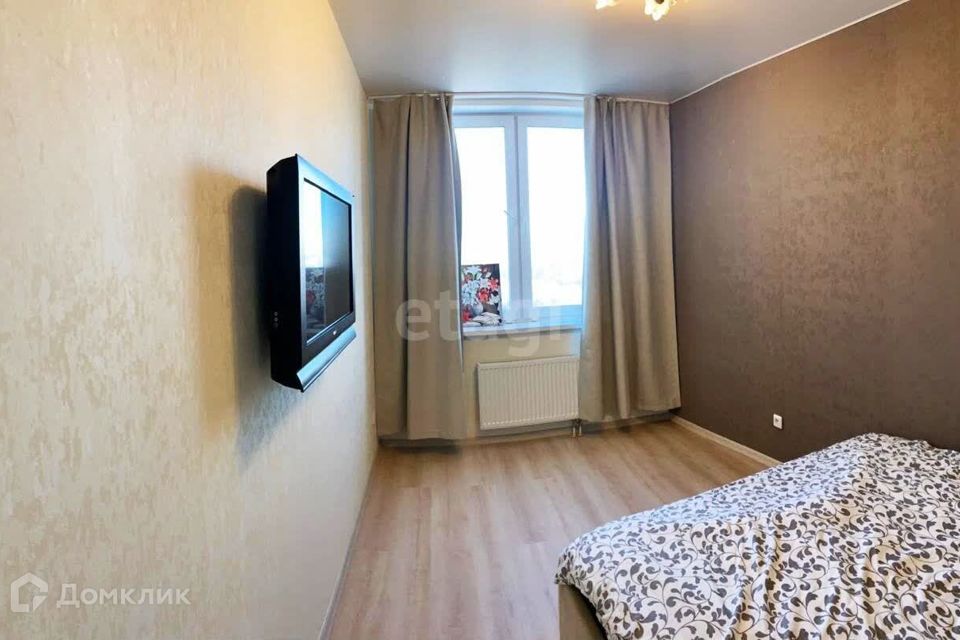 Продаётся 1-комнатная квартира, 42 м²