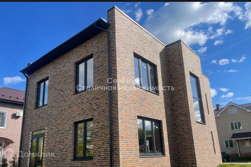 Продаётся 2-этажный дом, 186.6 м²