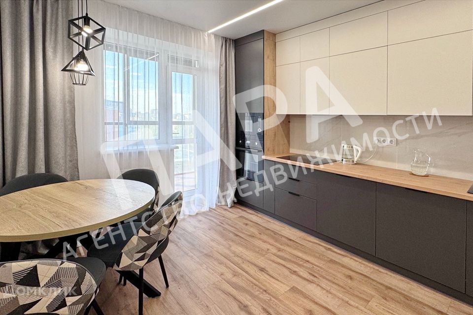 Продаётся 1-комнатная квартира, 47.2 м²