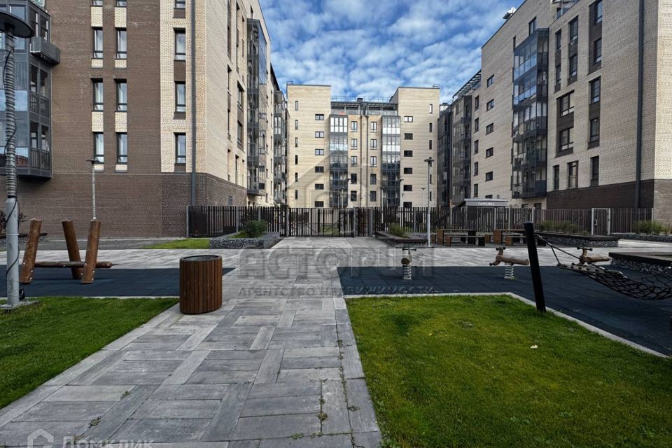 Продаётся 4-комнатная квартира, 121.1 м²