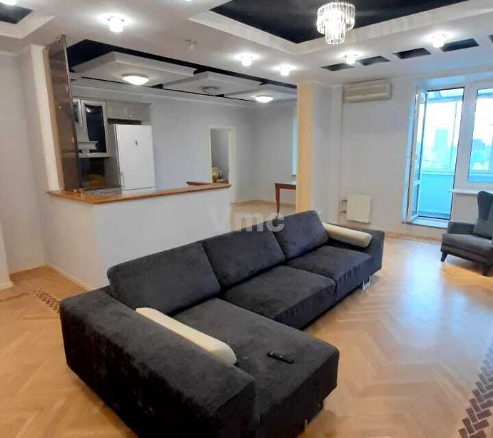 Сдаётся 5-комнатная квартира, 160 м²
