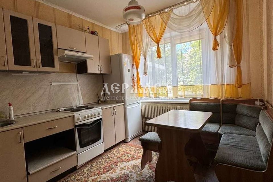 Сдаётся 2-комнатная квартира, 52 м²