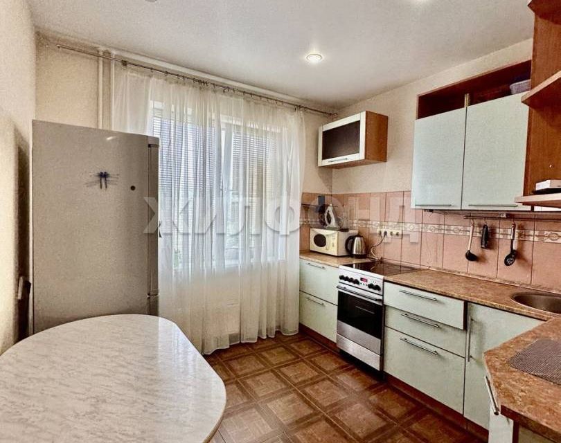 Продаётся 2-комнатная квартира, 43 м²