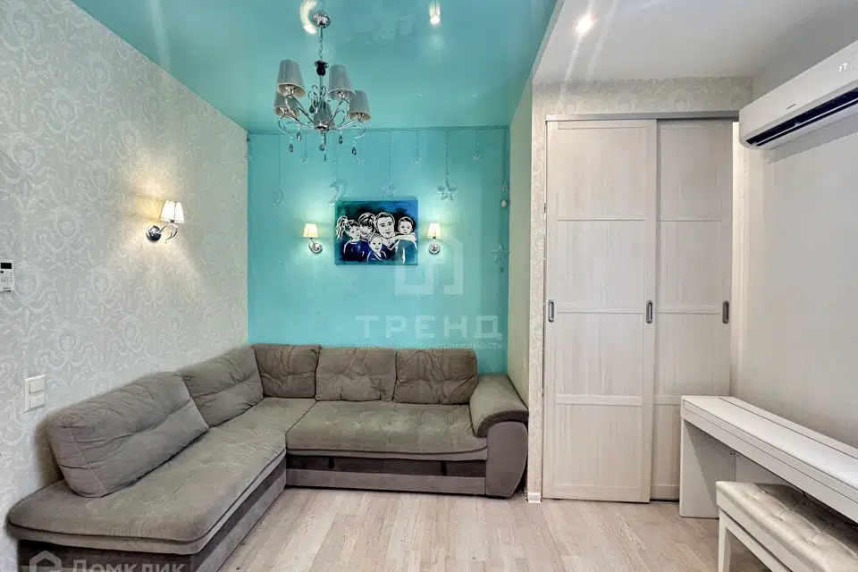 Продаётся 2-комнатная квартира, 69.6 м²