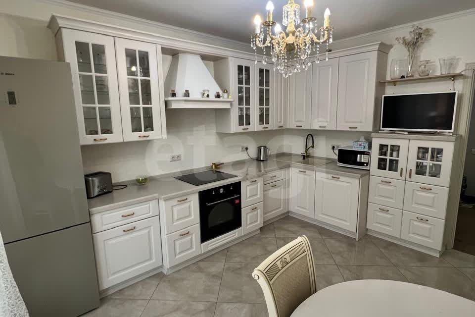 Продаётся 3-комнатная квартира, 79.7 м²