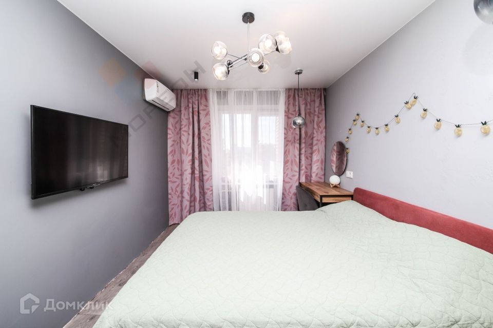 Продаётся 4-комнатная квартира, 75.2 м²