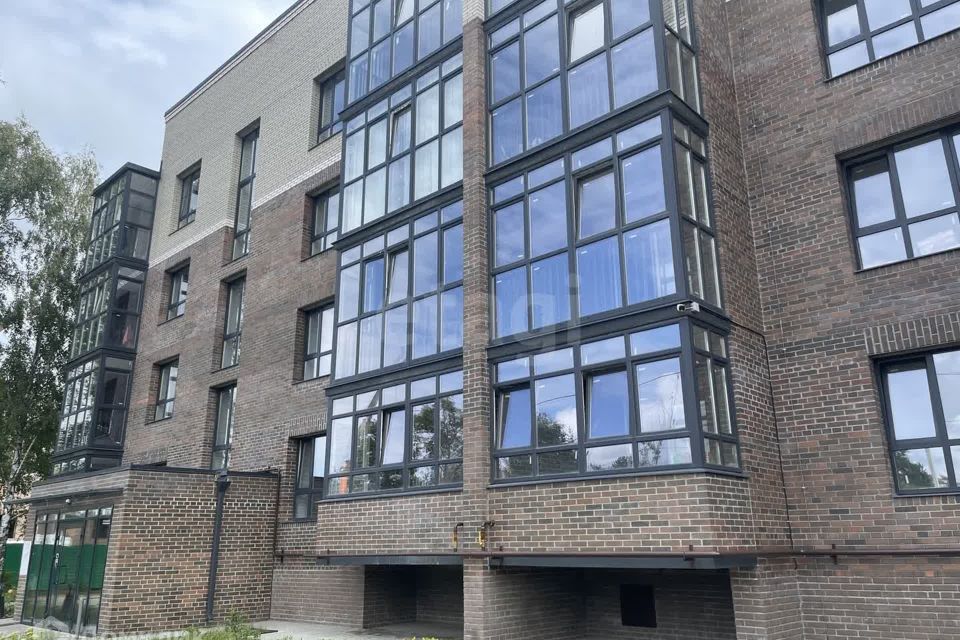 Продаётся 1-комнатная квартира, 42.5 м²
