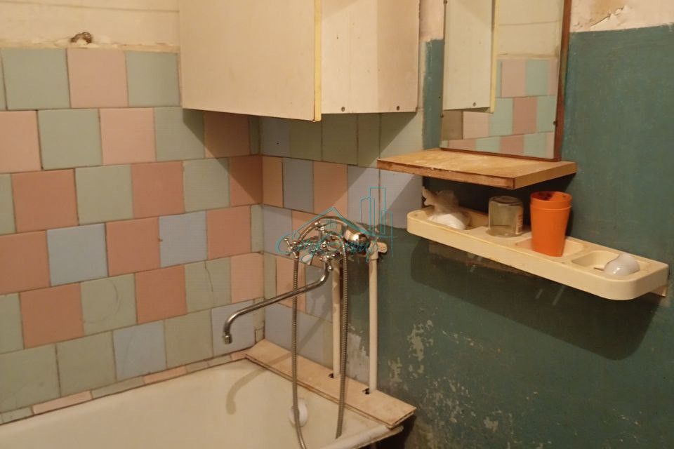 Продаётся 3-комнатная квартира, 58.5 м²