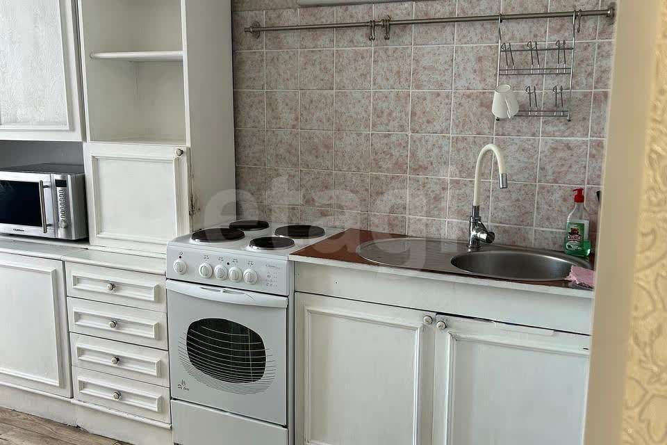 Сдаётся 1-комнатная квартира, 37 м²