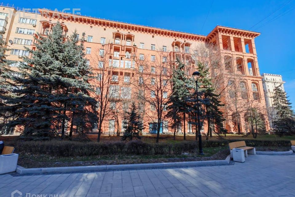 Продаётся 2-комнатная квартира, 58 м²