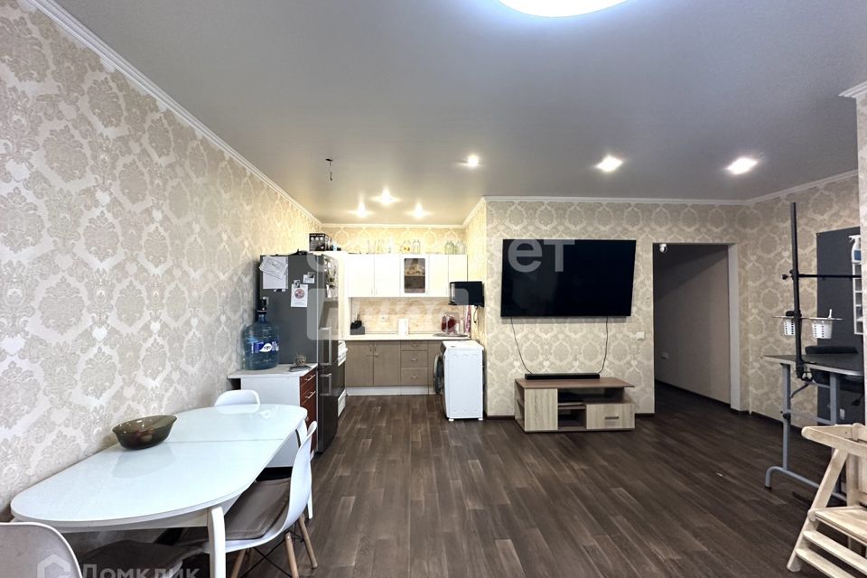 Продаётся 2-комнатная квартира, 72.34 м²