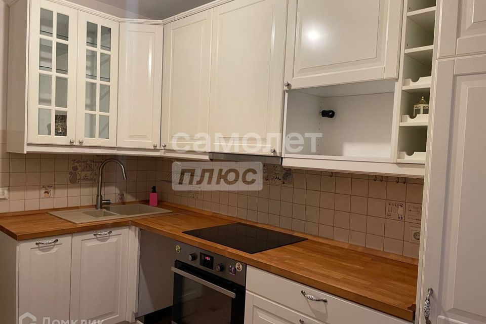 Продаётся 3-комнатная квартира, 66.3 м²