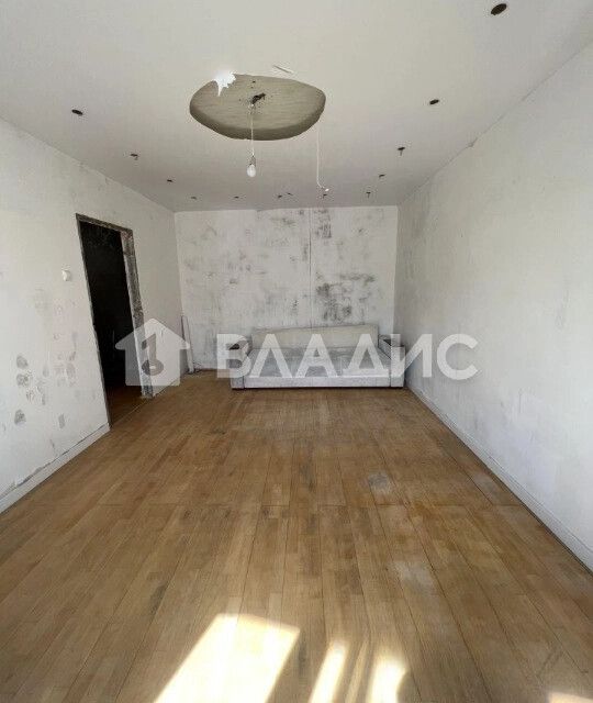Продаётся 1-комнатная квартира, 37.8 м²