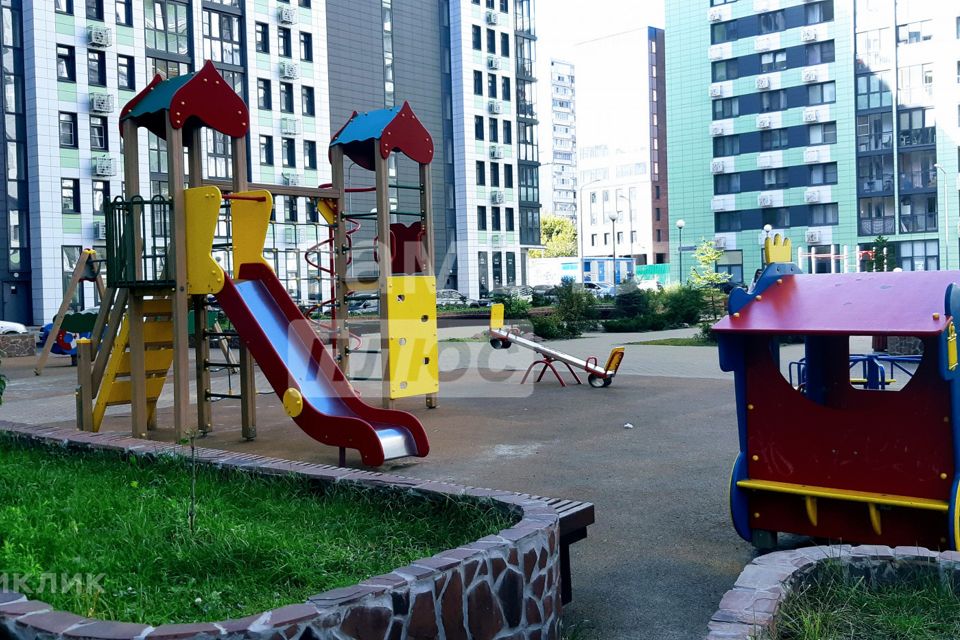 Продаётся 3-комнатная квартира, 83 м²