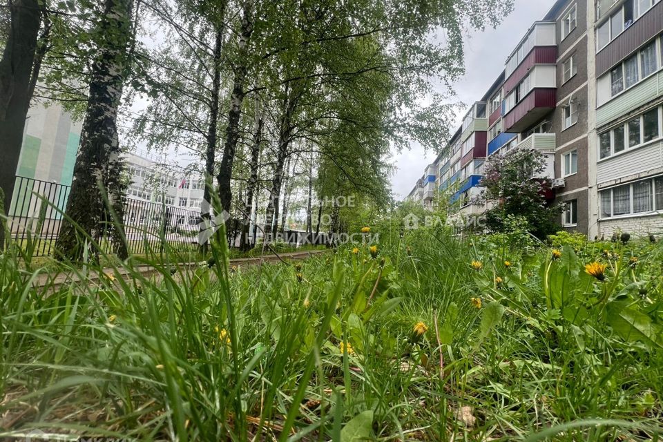 Продаётся 4-комнатная квартира, 69.3 м²
