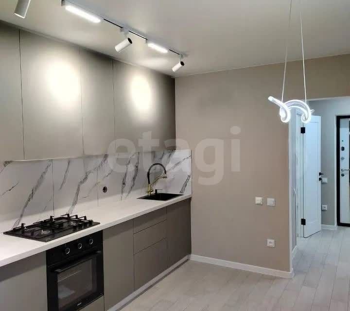 Продаётся 1-комнатная квартира, 44.3 м²