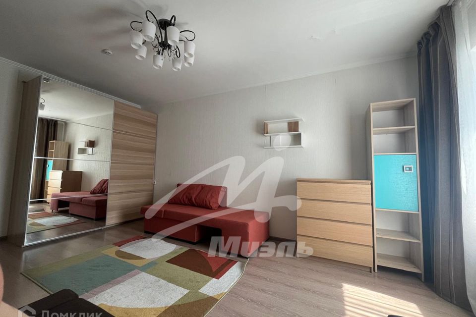 Сдаётся 1-комнатная квартира, 40 м²