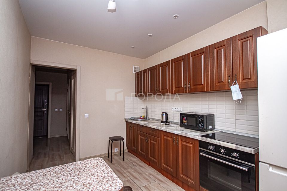 Сдаётся 2-комнатная квартира, 70 м²