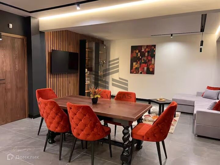 Сдаётся 3-комнатная квартира, 97 м²
