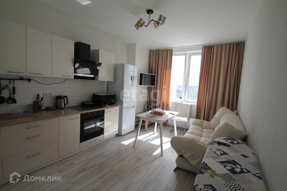 Продаётся 2-комнатная квартира, 56 м²