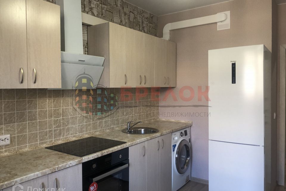 Продаётся 1-комнатная квартира, 38 м²